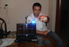 Un estudiante Argentino creó un dispositivo para la PC sensible al movimiento