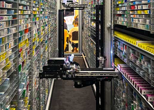 Farmacia Azul automatizó su dispensación con un robot BD y el respaldo de Automatiza