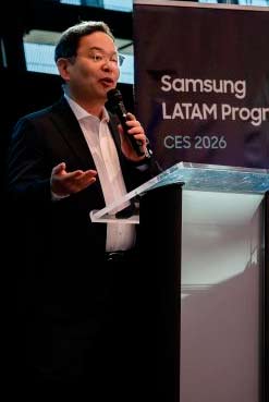 Samsung apuesta al fútbol y la IA para revolucionar la experiencia deportiva en los hogares