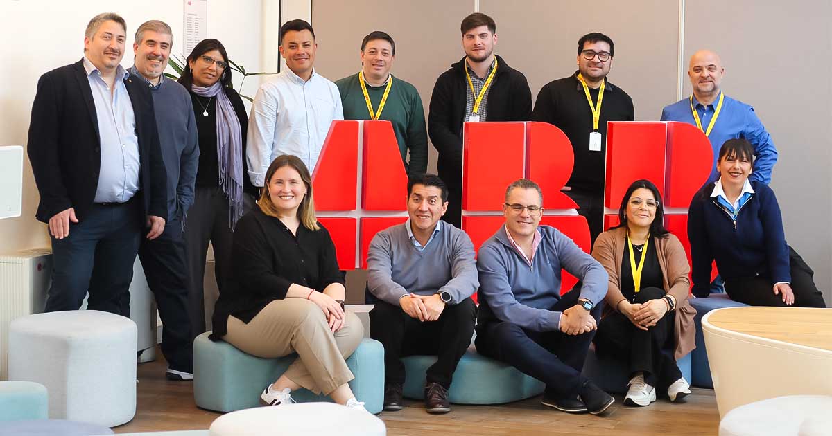 ABB potencia su presencia en el sector IT con un encuentro clave junto a sus mayoristas