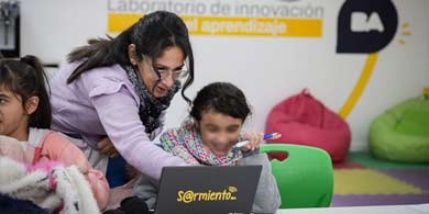 La Ciudad inaugura un laboratorio de innovacin tecnolgica para estudiantes y docentes