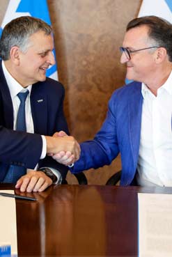 YPF y Globant sellan una alianza estratgica para acelerar la transformacin digital