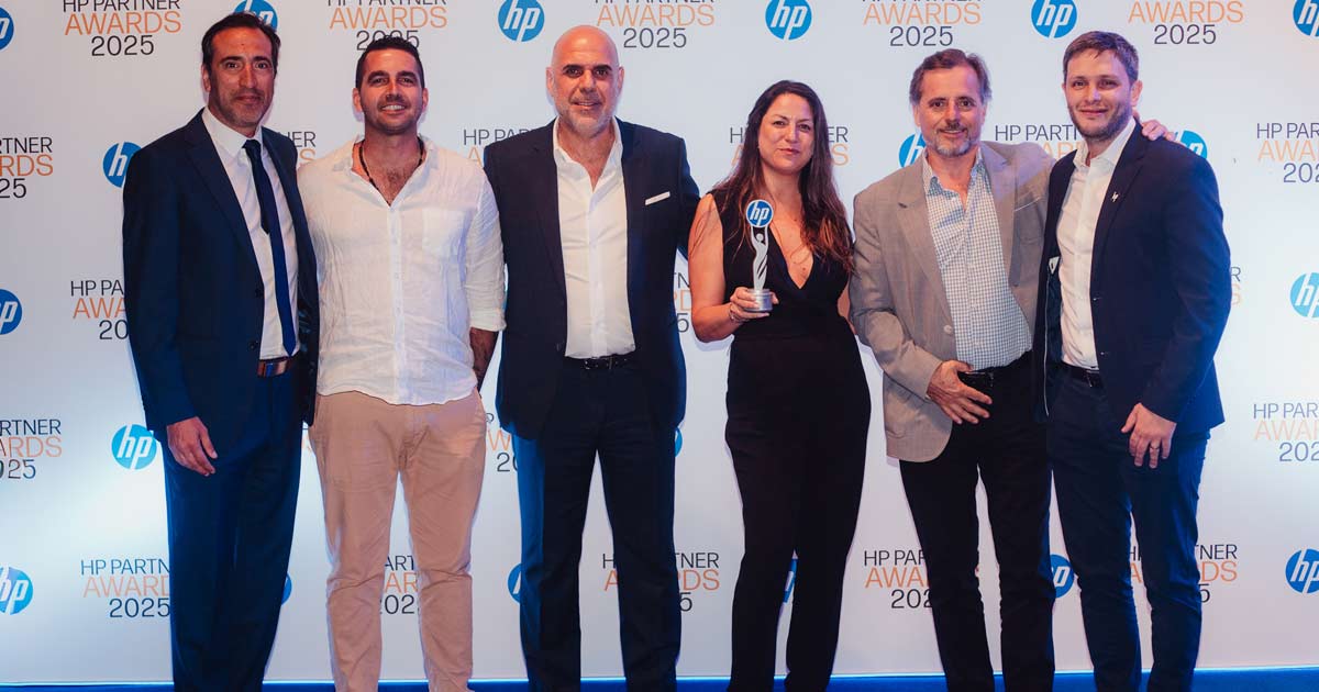 Ernesto Blanco, Managing Director South Cone (HP Inc); Ariel Davis, Director Comercial de Ceven; Marcelo Massarani, Fundador de Ceven; Raquel de La Mata, Directora de Negocios Digitales en Ceven; Juan Manuel Aragones, Director de Ceven; y Gabriel Renzo, Channel Sales Manager en HP.