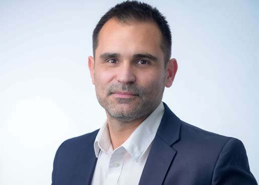 Samsung renovó la cartelería digital de seis terminales de Aeropuertos Argentina junto a Prina