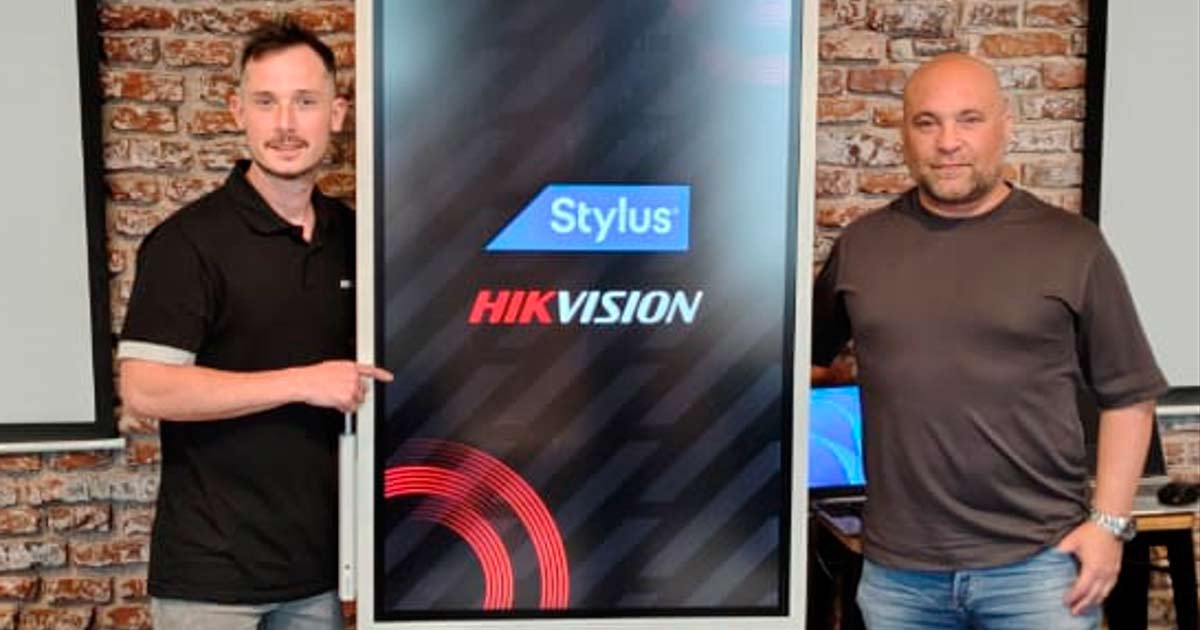 Ariel Trama, PM de Hikvision en Stylus, y Pablo Cantero, Channel Sales Hikvision Argentina