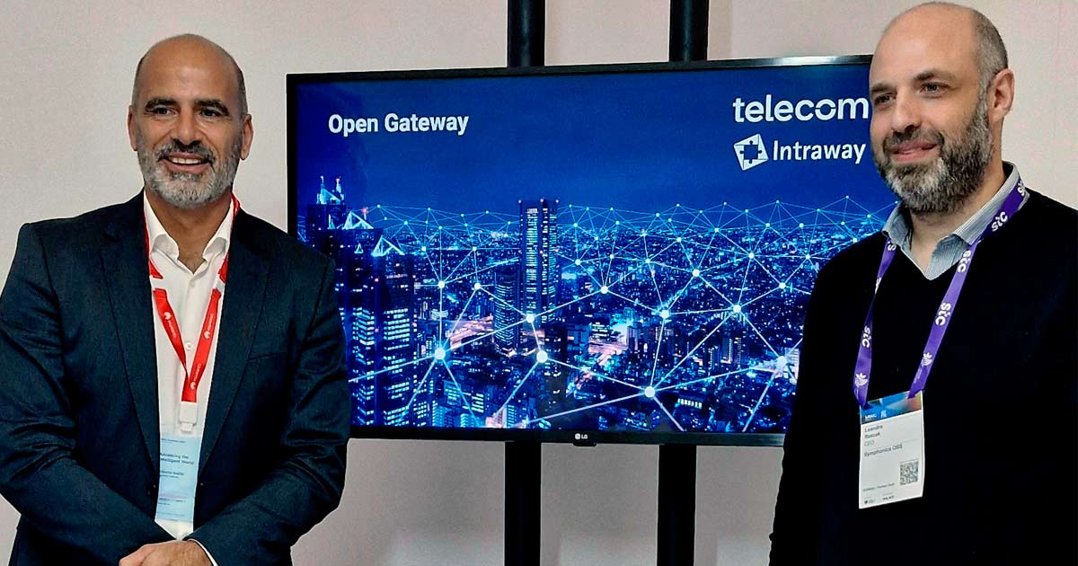 Roberto Nobile, CEO de Telecom Argentina, y Leandro Rzezak, CEO de Intraway